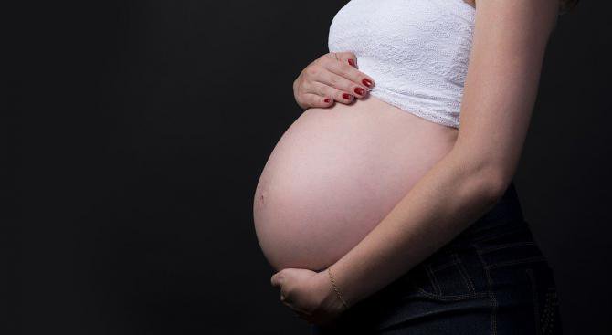 Бременните жени могат да ходят на сауна без да излагат на риск бебето си