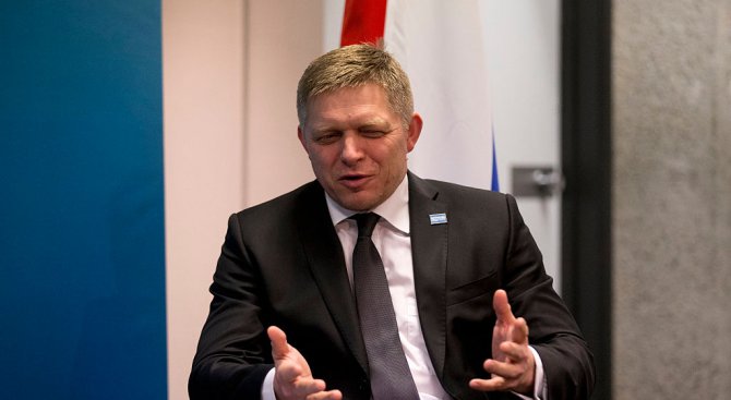 Премиерът на Словакия обвини президента, че дестабилизира държавата