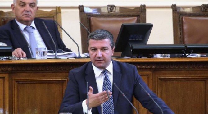 Драгомир Стойнев: Преминаването на ЧЕЗ в ръцете на неясни собственици е недопустимо (видео)