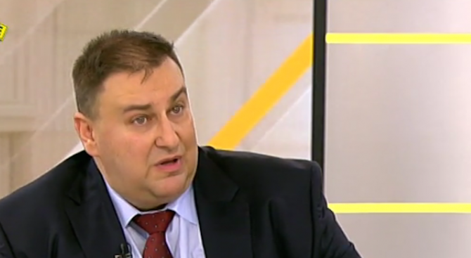 Евродепутатът Емил Радев: Необходим е Европейски механизъм за демокрация и върховенство на закона