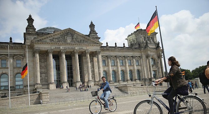 Германия се опитва да поощри вътрешното потребление на стоки