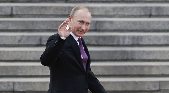 Путин е преизбран убедително за президент на Русия (обновена)