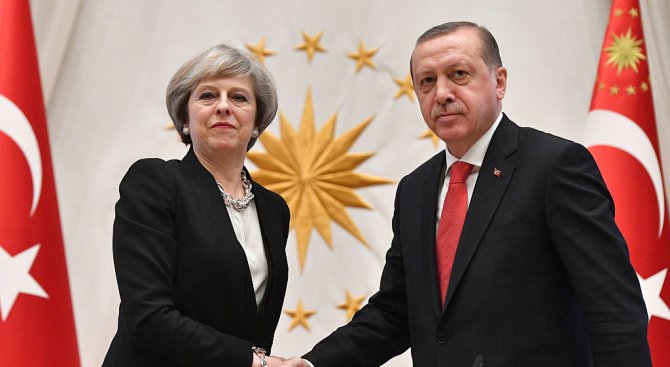 Ердоган обсъдил с Тереза Мей последните събития в Сирия
