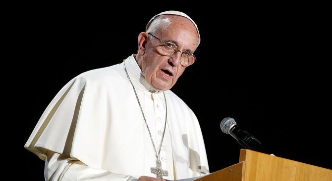Папата: Дълбоко съм обезпокоен от сегашната обстановка в света