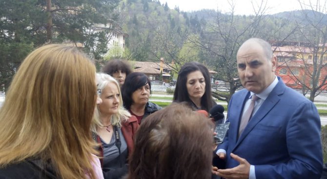 Цветанов: Най-хубаво е да си президент в България - само намираш кусур (снимки)