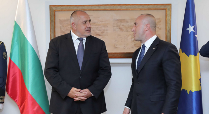 Премиерите Борисов и Харадинай обсъдиха развитието на двустранните икономически връзки между Българи
