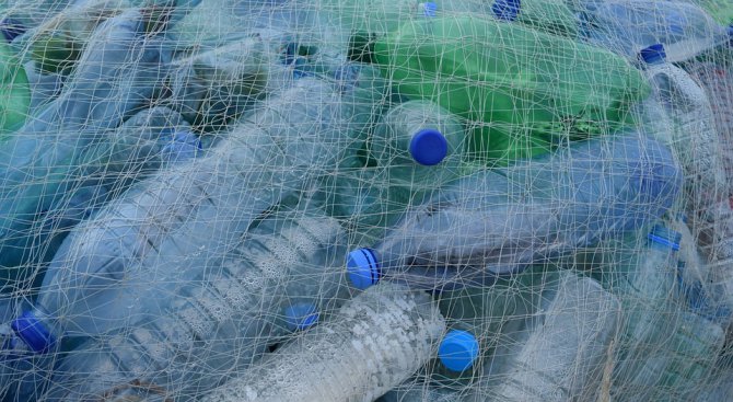 Разработиха пластмаса, която може да се рециклира безкрайно