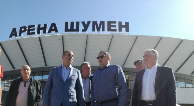 Цветан Цветанов посети новата спортна зала „Арена Шумен“ (снимки)