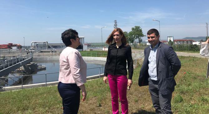 Министър Ангелкова: Пречиствателна станция Несебър има нужния капацитет и за най-натоварения летен м