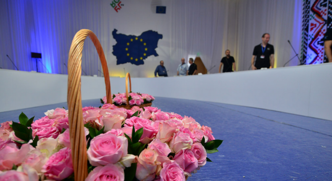 Вижте каква вечеря се организира за лидерите на 28-те държави от ЕС (снимки)