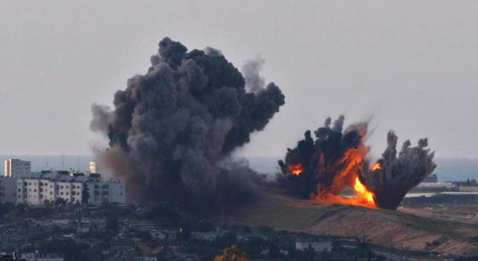 Двама палестинци бяха убити от израелски танк в ивицата Газа