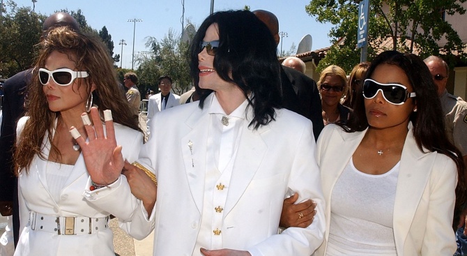 Наследници на Майкъл Джексън заведоха дело срещу Ей Би Си и "Дисни" 