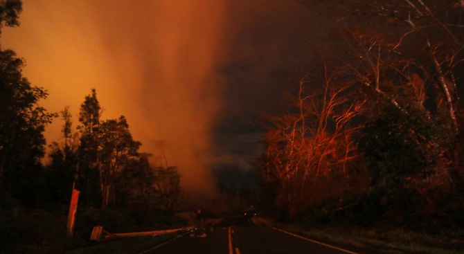Наредена е задължителна евакуация от района на изригващия вулкан Килауеа на Хаваите 