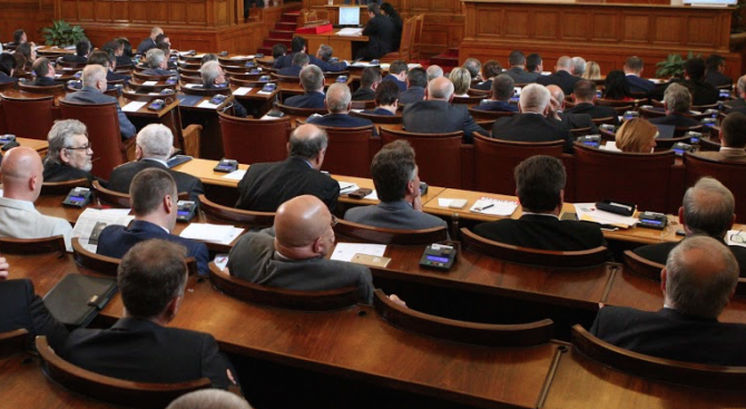 Вижте какво ще се обсъжда на петъчния парламентарен контрол