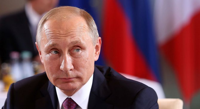 Путин дава руски паспорт на украинка ранена в Сирия