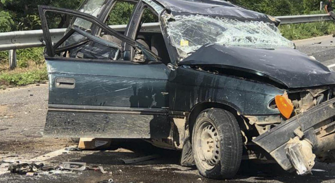 Пътищата взеха още две жертви за последното денонощие