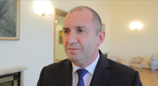 Румен Радев в Турция: Стремя се да изграждам отношения на взаимно доверие и уважение с президентите на всички наши съседни страни