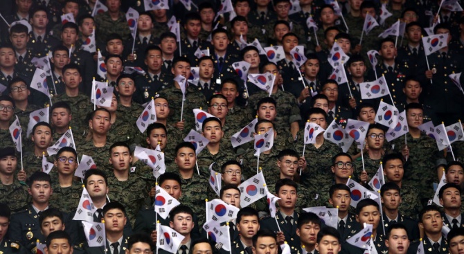 Южна Корея спира с ученията по гражданска защита за тази година