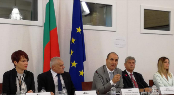 Цветанов обяви какво постигна България по време на Председателството в областта на вътрешните работи (снимки)