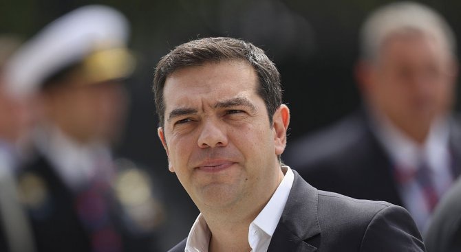 Алексис Ципрас заяви, че ситуацията с горските пожари около Атина е извън контрол (обновена)