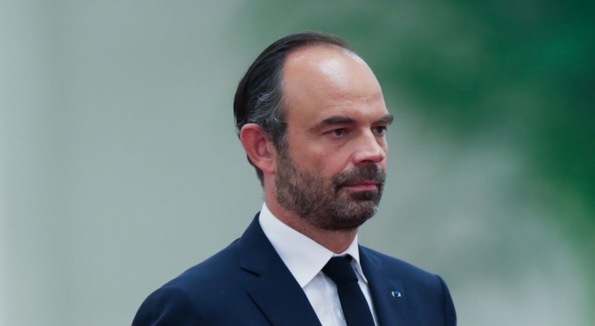 Френският премиер: Случаят с бившия сътрудник на Макрон е индивидуално провинение, а не държавен въпрос