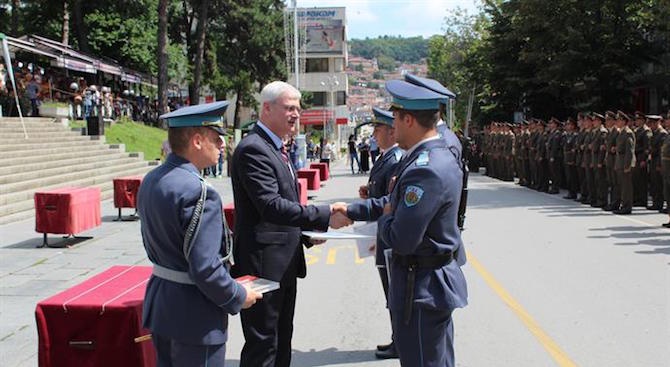 113 курсанти и 44 кадети получиха първи военни звания във Велико Търново (снимки)