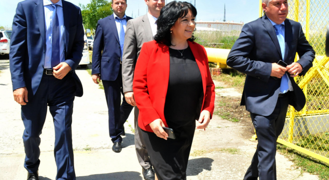 Министър Петкова ще открие модернизирания транзитен газопровод за Турция