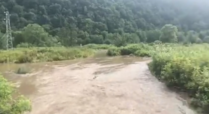 Млад мъж се удави в река Вит край Тетевен