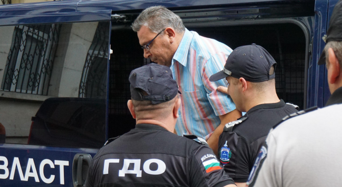Апелативният съд потвърди мерките на двамата надзиратели от затвора във Варна