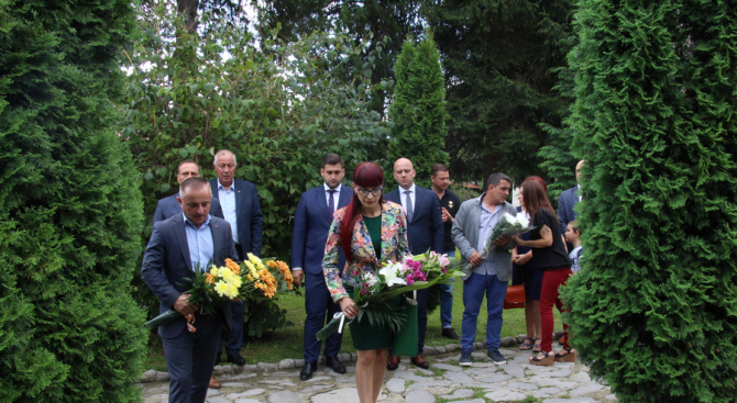 Банско тържествено ознаменува 115-та годишнина от Илинденско-Преображенското въстание (снимки)