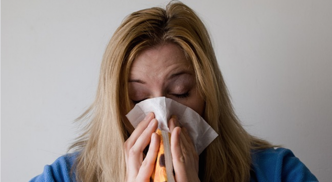 Пълните хора са заразни по-дълго време за останалите, когато боледуват от грип