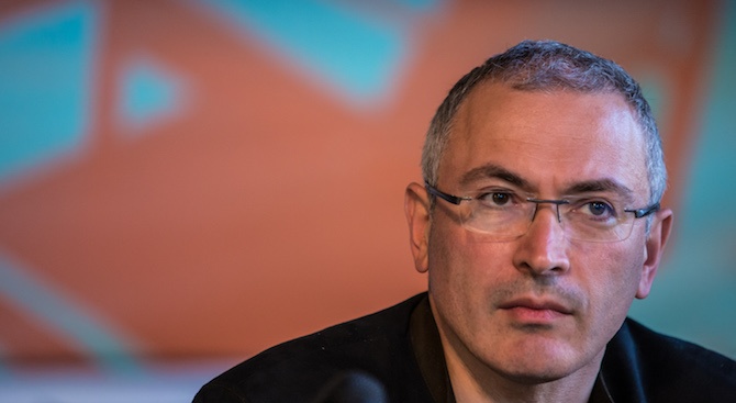 Претърсени бяха офисите на движение "Отворена Русия" на Михаил Ходорковски