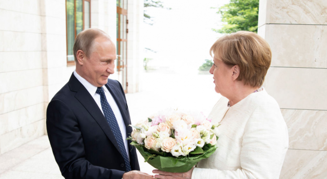 Путин и Меркел ще се срещнат в събота в Берлин