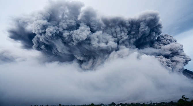Вануату евакуира цял остров с 11 000 жители поради вулканична активност