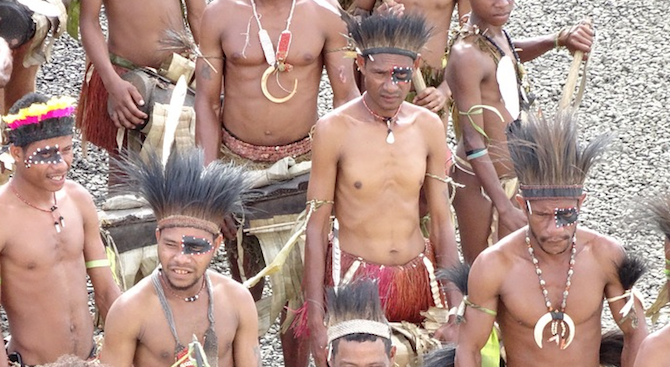Дрон засне мистериозно племе в Амазонската джунгла (видео)