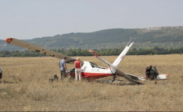 Вторият пилот от падналия край Шумен самолет остава под наблюдение