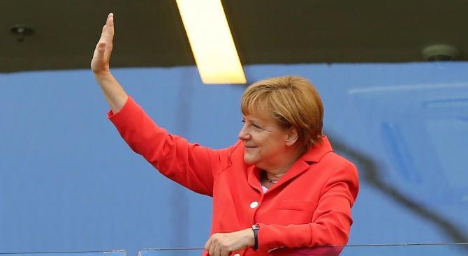Ангела Меркел: Отказът от промяна на часовото време в ЕС е много важен приоритет