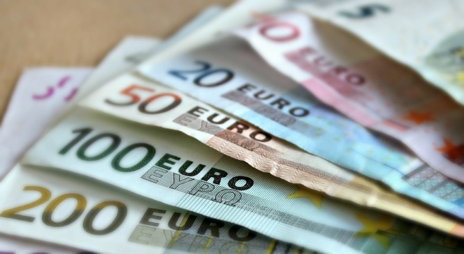 ЕС даде 300 милиарда евро за проекти