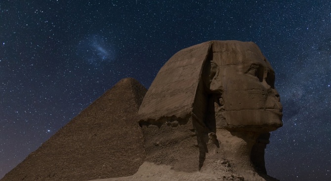Археолози откриха древен сфинкс в Египет (снимка)