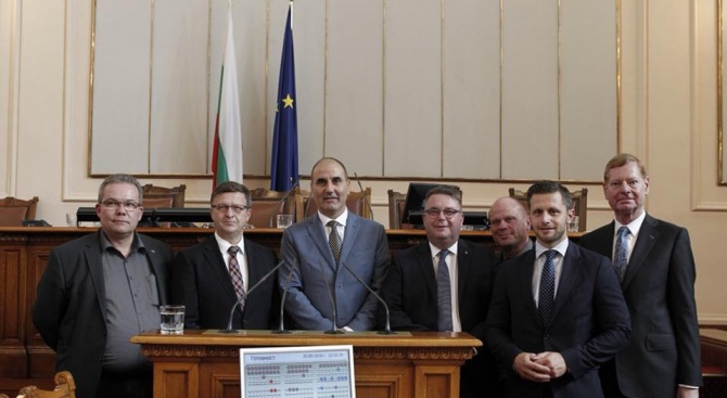 Цветан Цветанов се срещна с политици и депутати от ХДС (снимки)