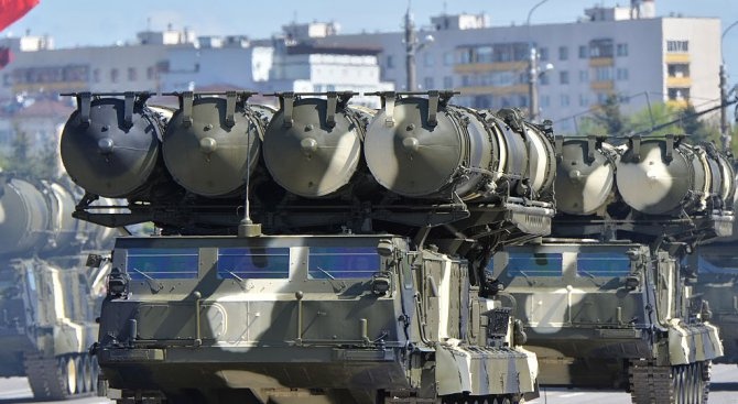 Русия дава на Сирия зенитни комплекси С-300