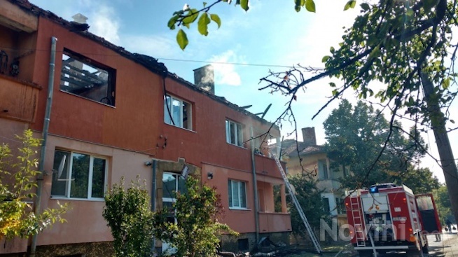 Пожарът в Божурище тръгнал от самозапалване на мъж, живеещ в блока
