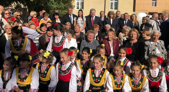 Борисов в Болград: Изграждаме българско училище в Одеса и украински културен център в София