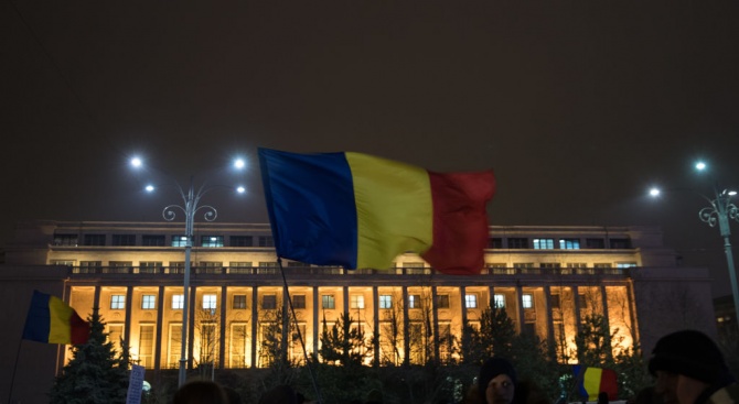 Ниската избирателна активност провали референдума в Румъния 