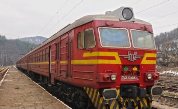 БДЖ подарява 130 билета по повод 130-ата годишнина от създаването на Българските държавни железници