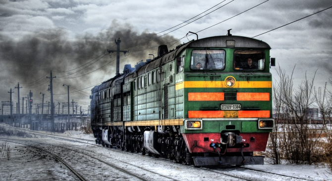 Локомотив пламна на гарата на Горна Оряховица