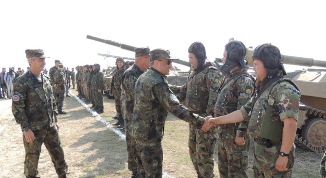 Сухопътните войски показаха висок дух и професионализъм на тактическо учение (снимки)