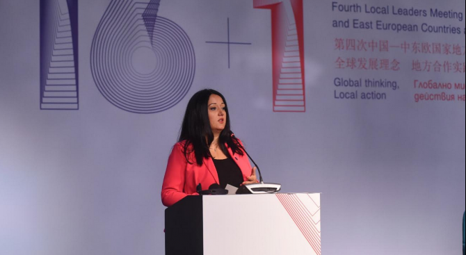Лиляна Павлова: Първите бизнес проекти с финансиране от Китай тръгват в началото на 2019 година