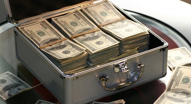 МВФ потвърди увеличаване на програмата за подпомагане на Аржентина до 56,3 млрд. долара