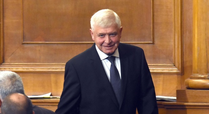Кирил Ананиев: Вече се явява и трети здравноосигурителен модел